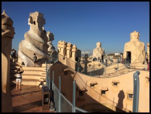 la-use-this-sagrada-family-rooftop